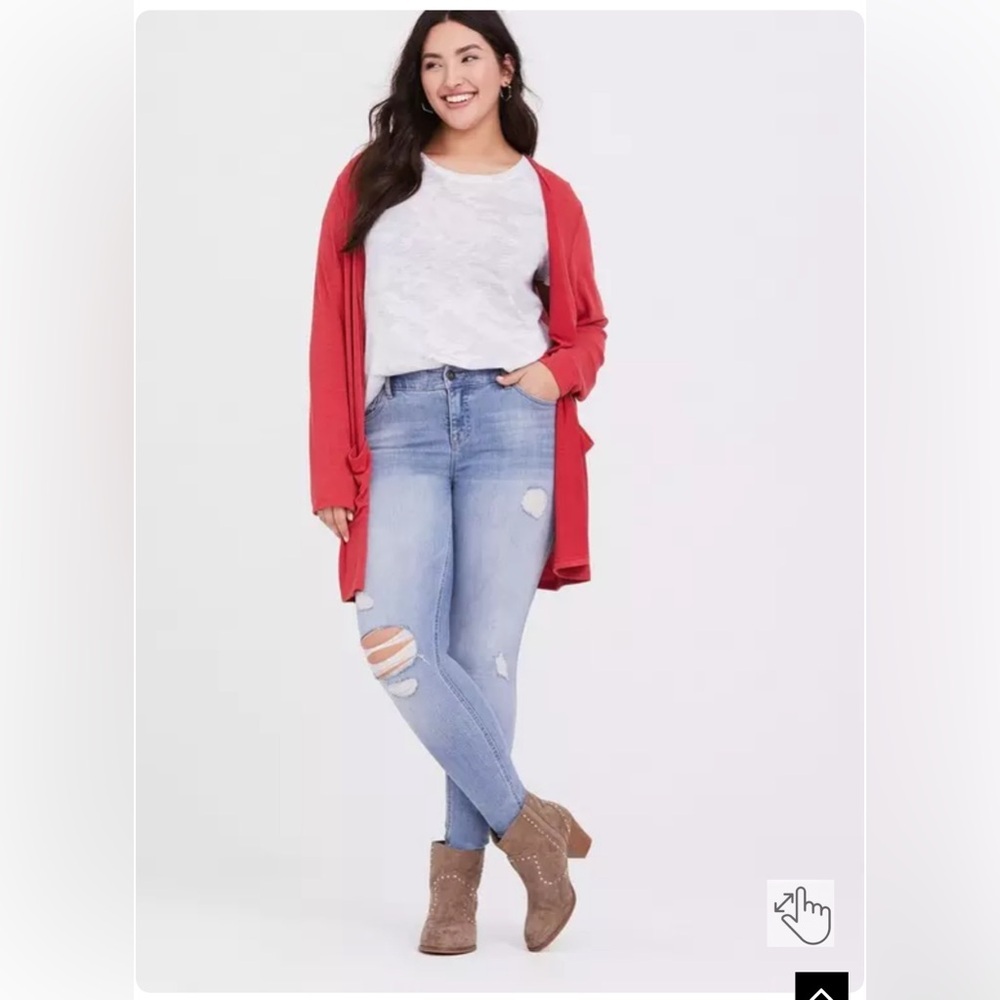 NWT Torrid Bombshell Skinny Jean - Premium Stretch Light Wash Size 22R